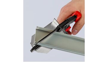 Nůžky na plasty do tloušťky 4,0 mm, Knipex 950221 (5)