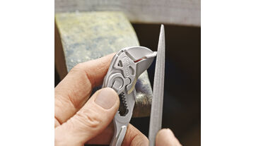 Klešťový klíč 125 mm, Knipex 8603125 (4)